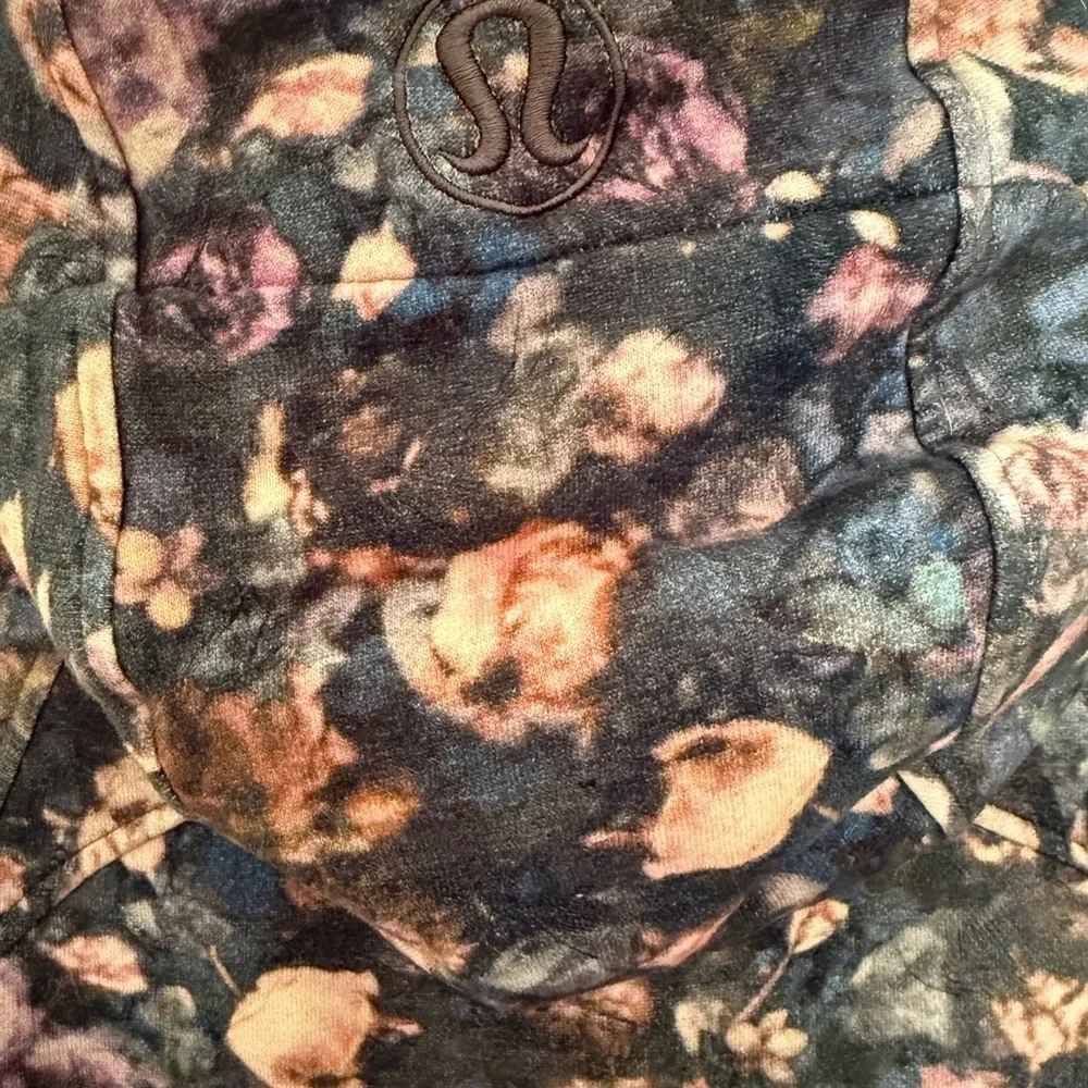 Lululemon Vintage Floral Scuba Zipped Hood Jacket